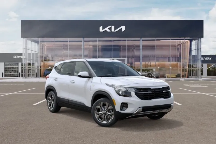 2026 Kia Seltos LX photo 1