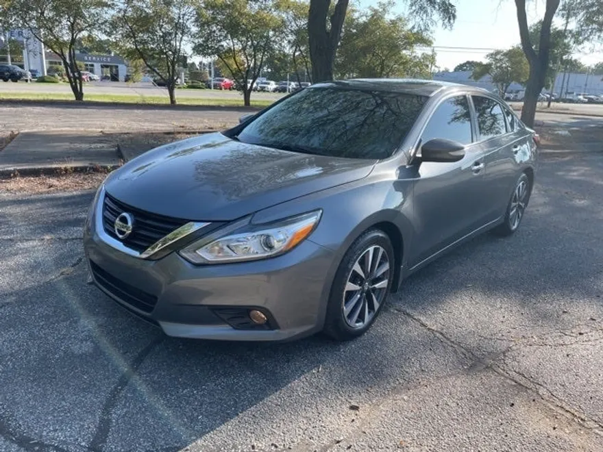 2016 Nissan Altima 2.5 SL photo 1