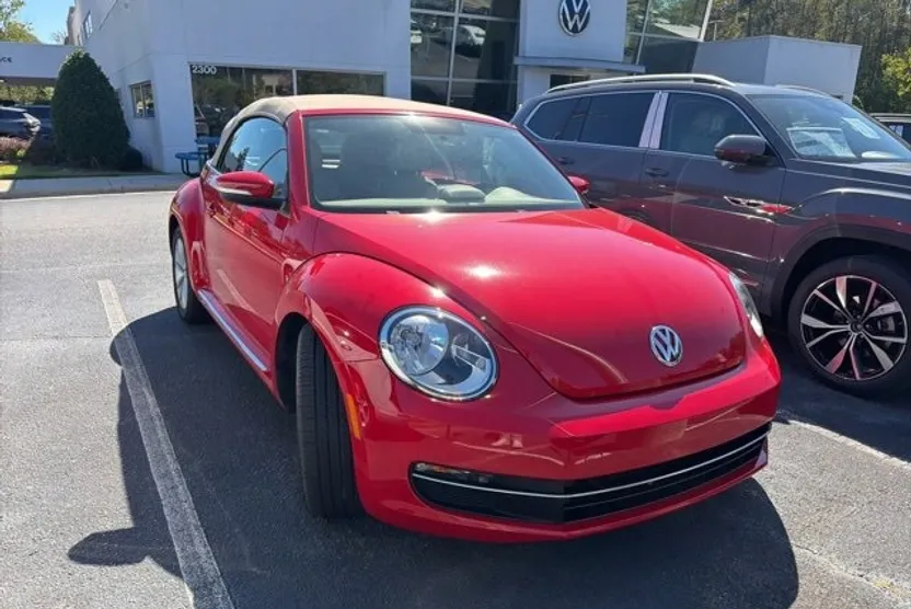 2014 Volkswagen Beetle TDI Convertible photo 1