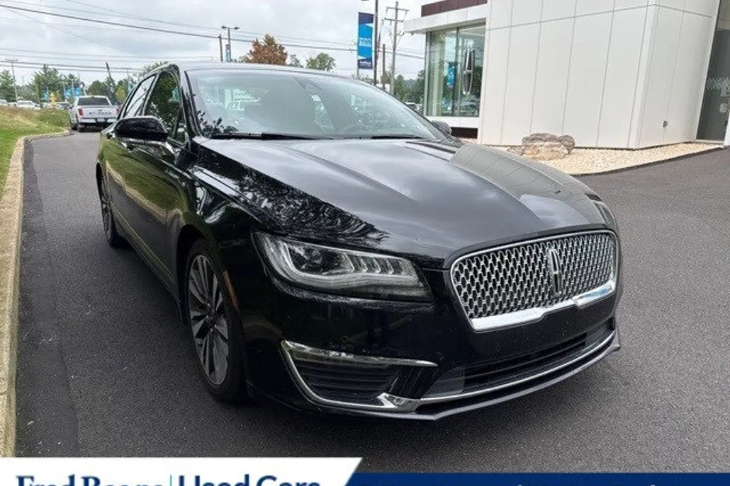 2020 Lincoln MKZ Reserve photo 1