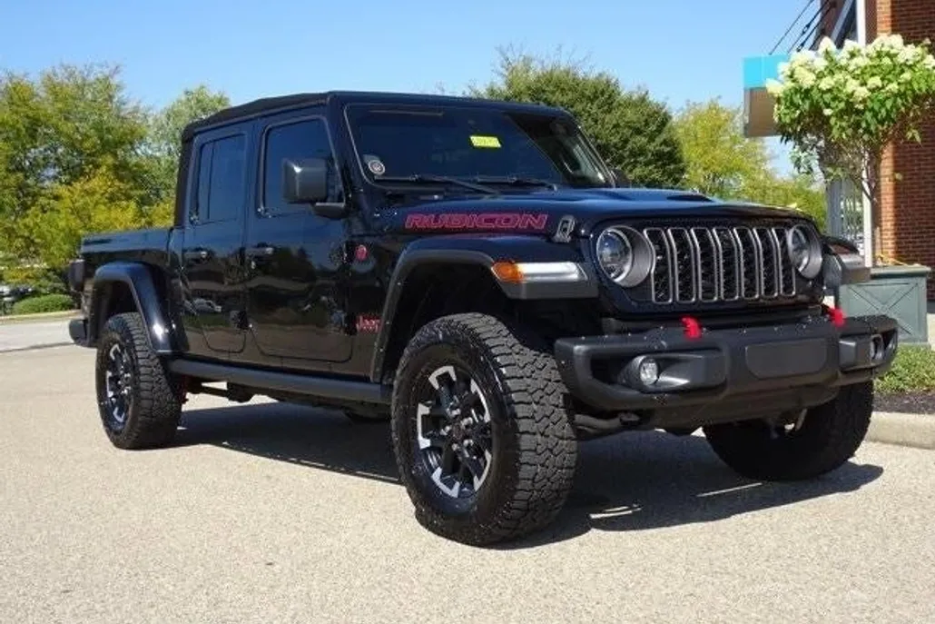 2024 Jeep Gladiator Rubicon photo 1