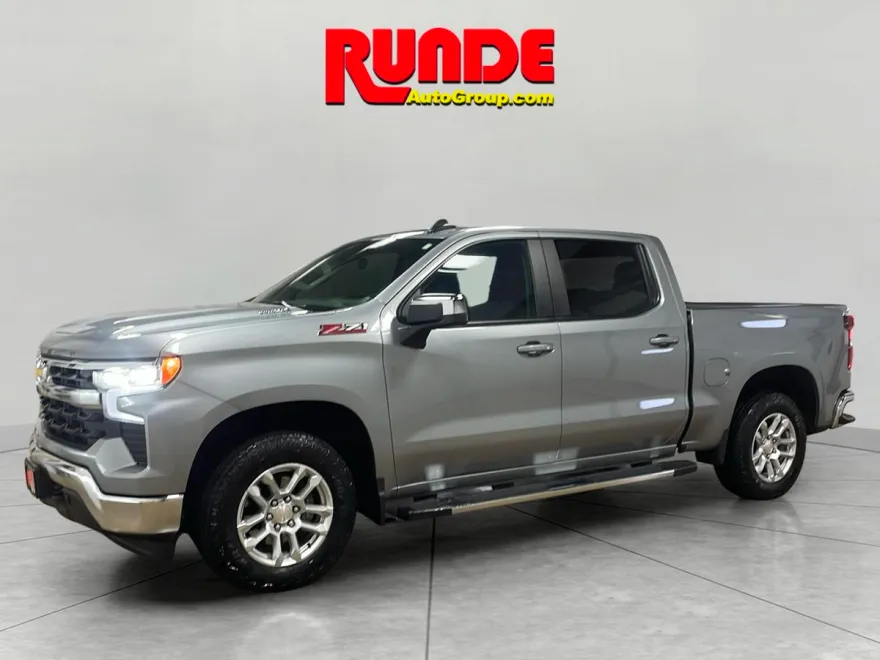 2024 Chevrolet Silverado 1500 LT photo 1