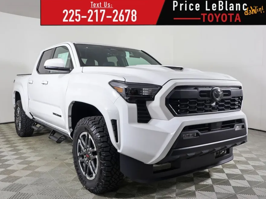 2025 Toyota Tacoma TRD Sport Double Cab photo 1