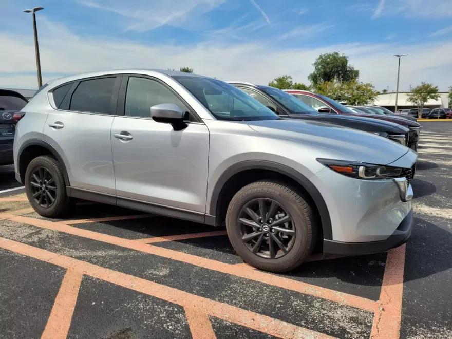 2023 Mazda CX-5 2.5 Select photo 1