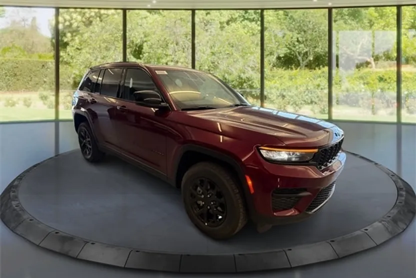 2025 Jeep Grand Cherokee Altitude X photo 1