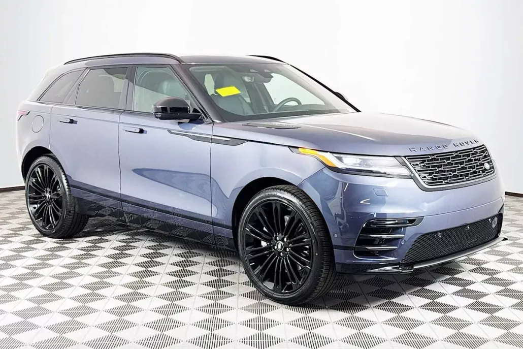 2026 Land Rover Range Rover Velar SE photo 1