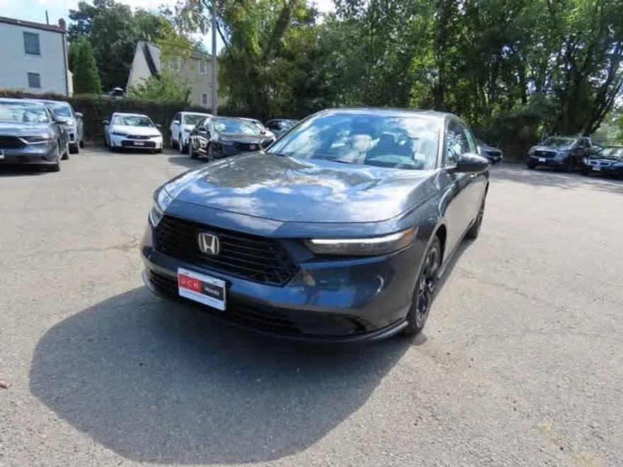2025 Honda Accord SE photo 1