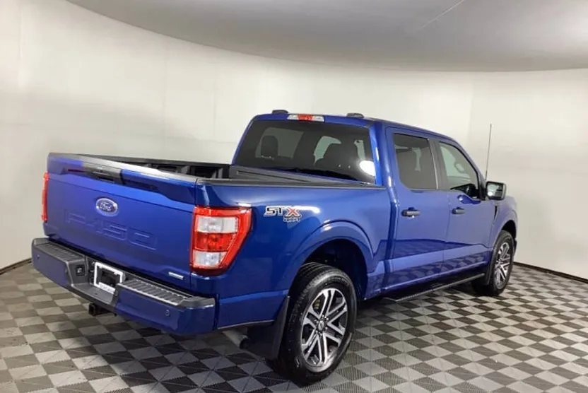 2023 Ford F-150 STX photo 1