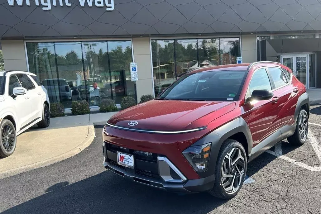 2026 Hyundai Kona SEL photo 1