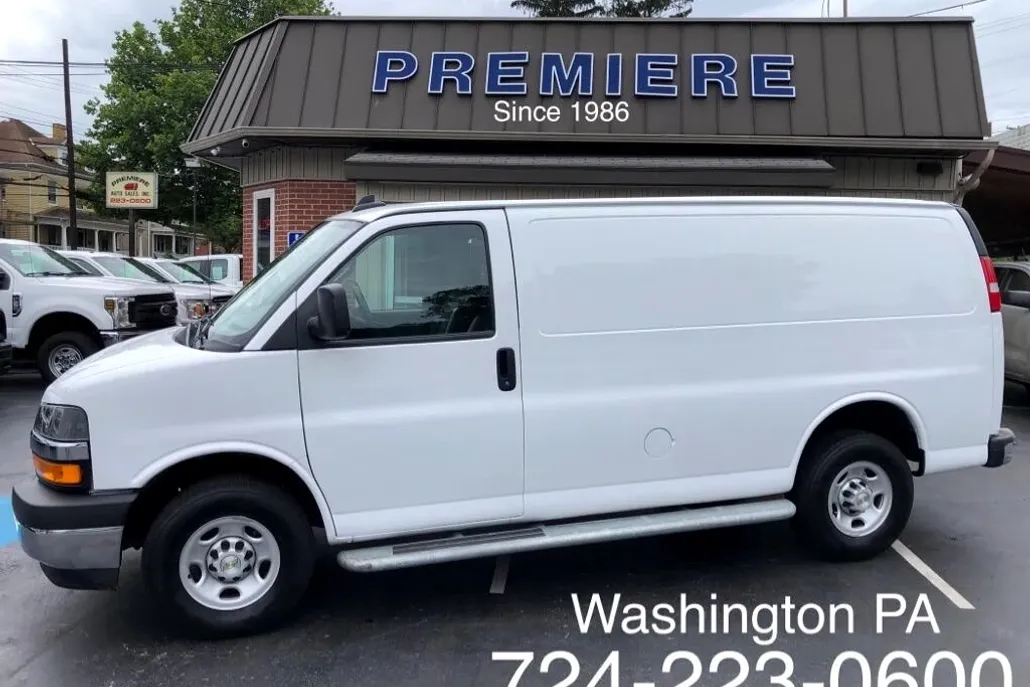 2023 Chevrolet Express 2500 Cargo photo 1