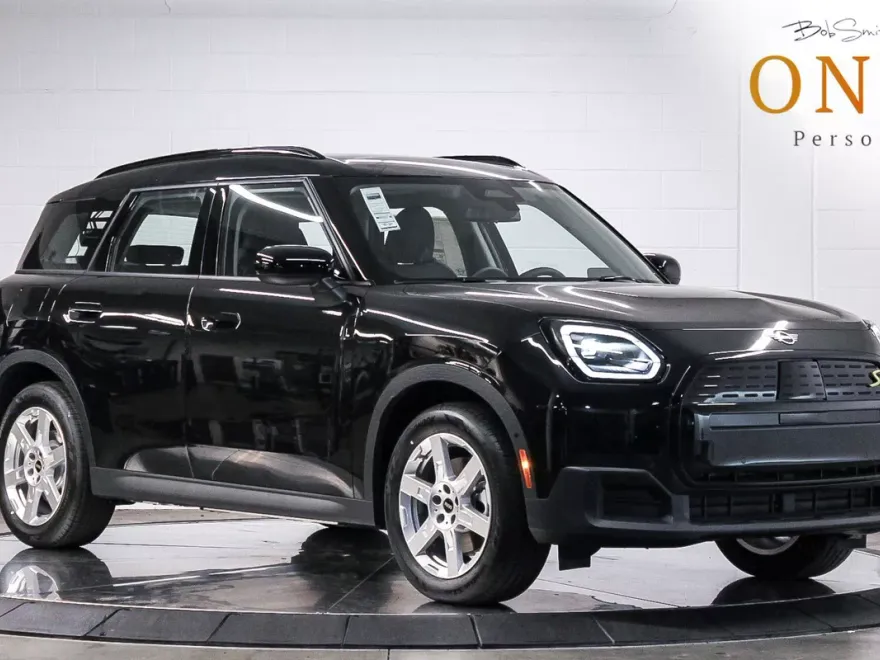 2025 Mini Countryman SE ALL4 photo 1