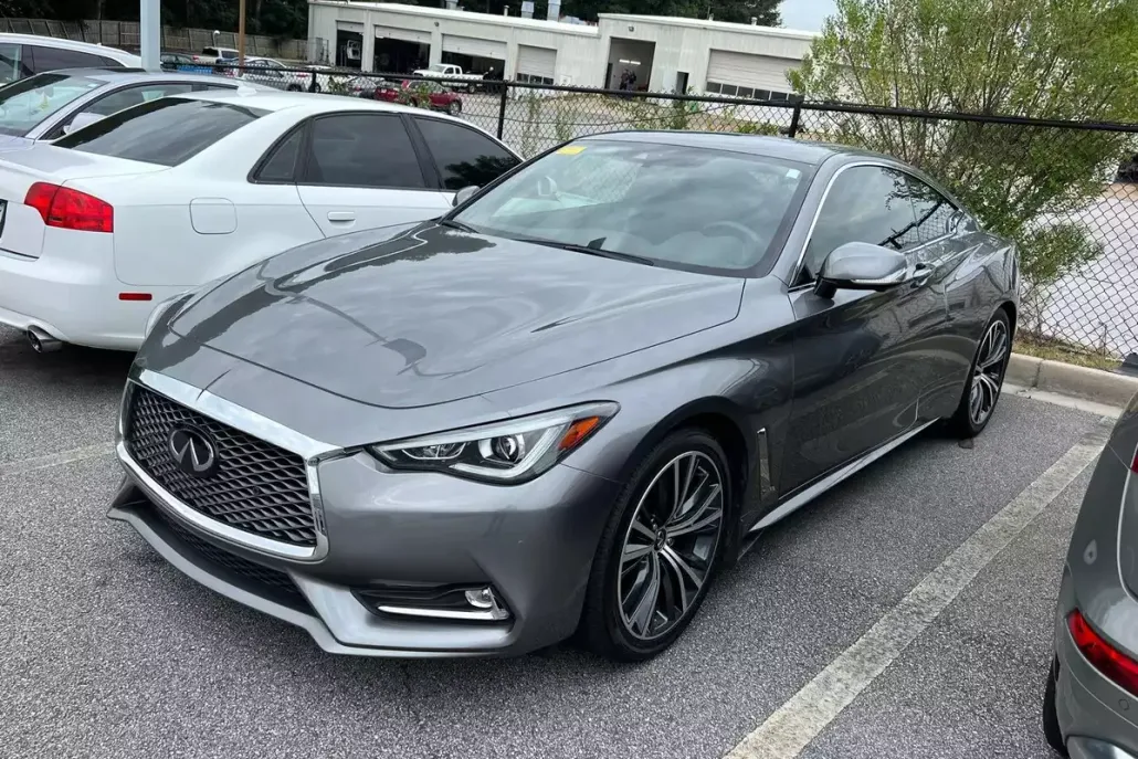 2022 Infiniti Q60 Luxe Coupe photo 1