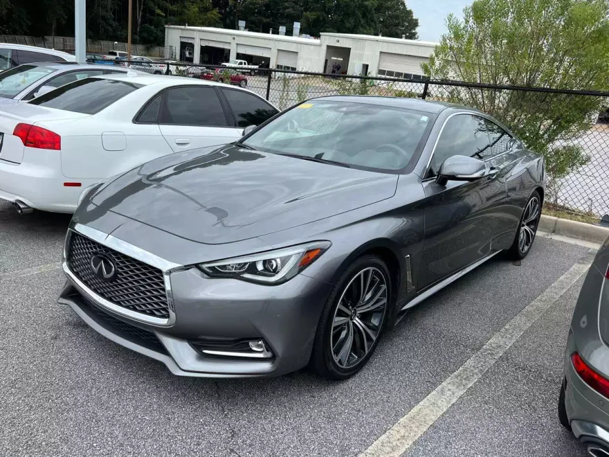2022 Infiniti Q60 Luxe Coupe photo 1