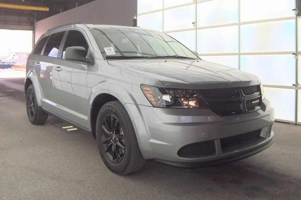 2020 Dodge Journey SE photo 1
