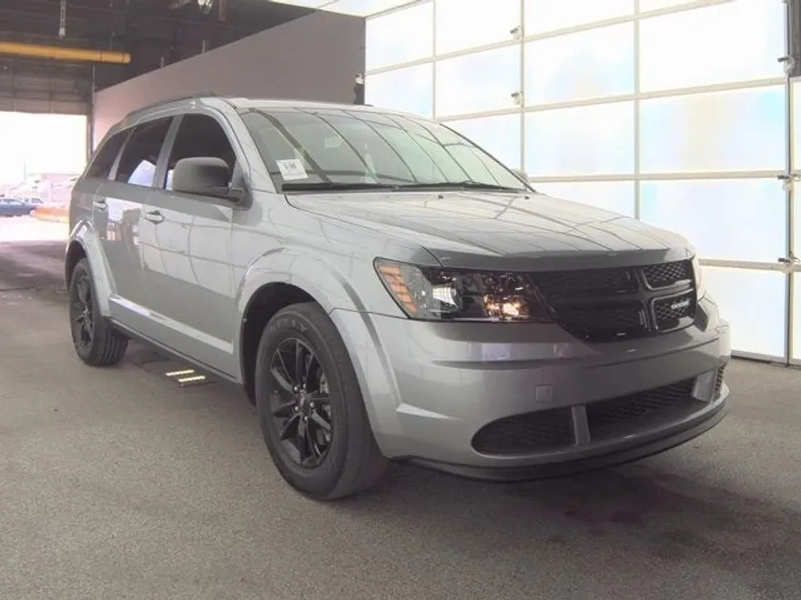 2020 Dodge Journey SE photo 1
