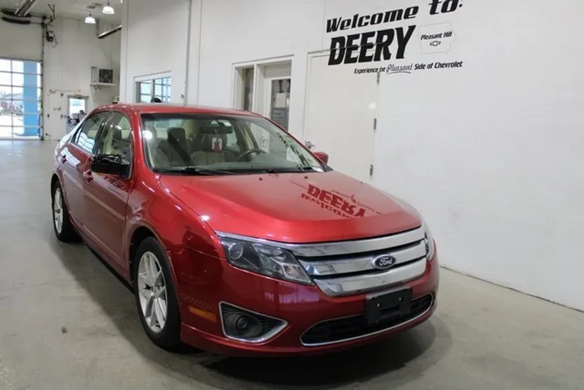 2010 Ford Fusion SEL photo 1