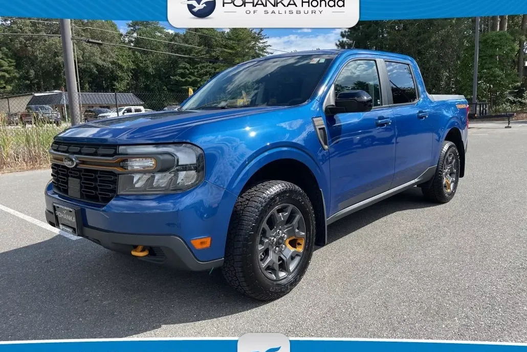 2024 Ford Maverick Lariat Tremor photo 1