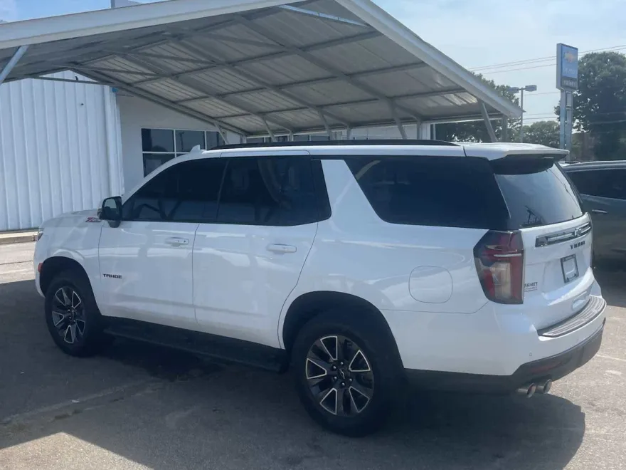 2023 Chevrolet Tahoe Z71 photo 1