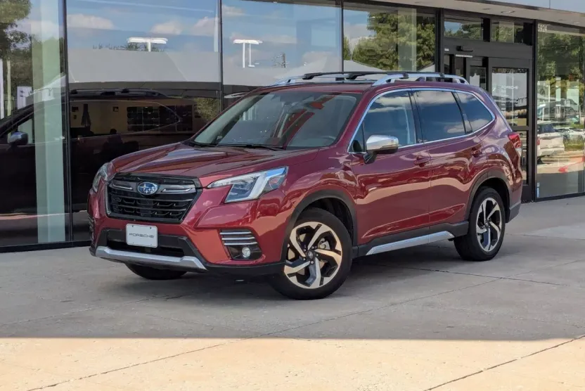 2024 Subaru Forester Touring photo 1