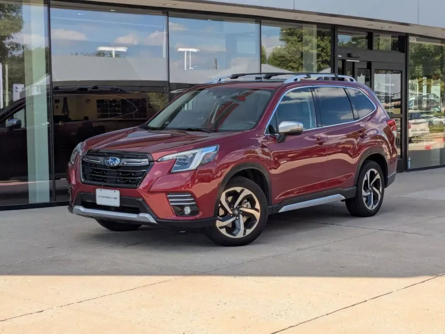 2024 Subaru Forester Touring photo 1