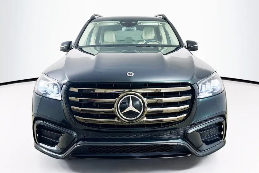 2025 Mercedes Benz GLS 450 4MATIC photo 1