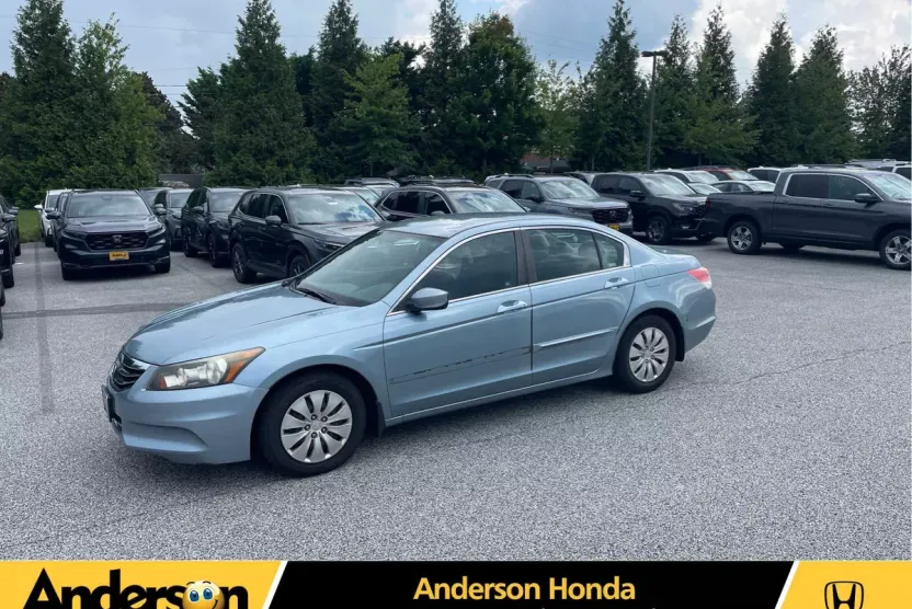 2011 Honda Accord LX photo 1