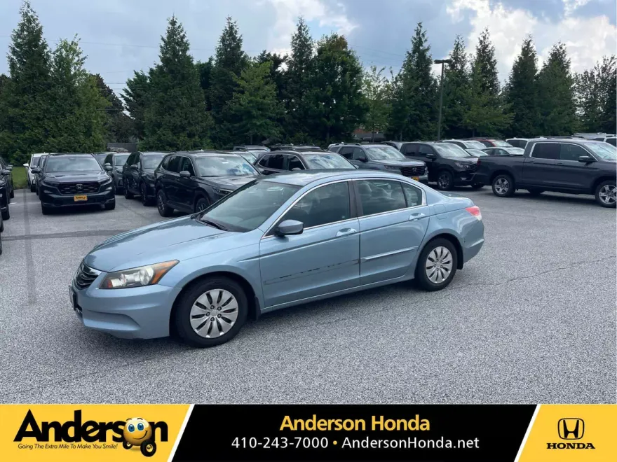 2011 Honda Accord LX photo 1