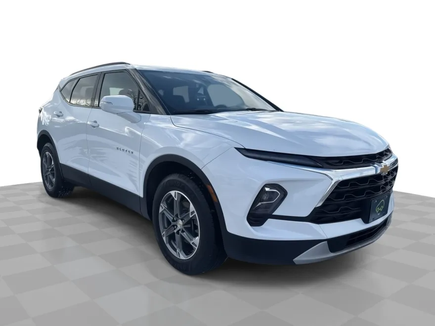2023 Chevrolet Blazer 3LT photo 1