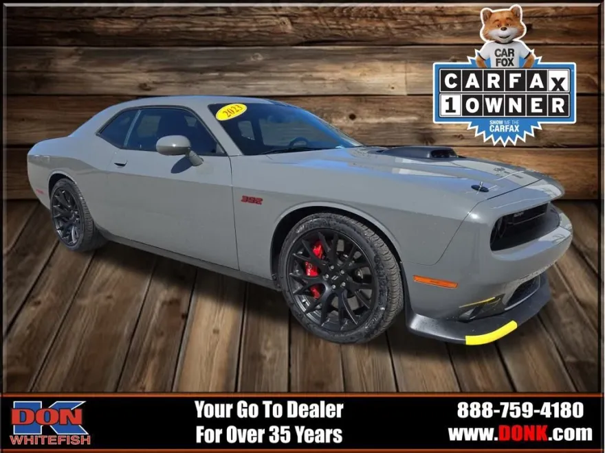 2023 Dodge Challenger R/T Scat Pack photo 1