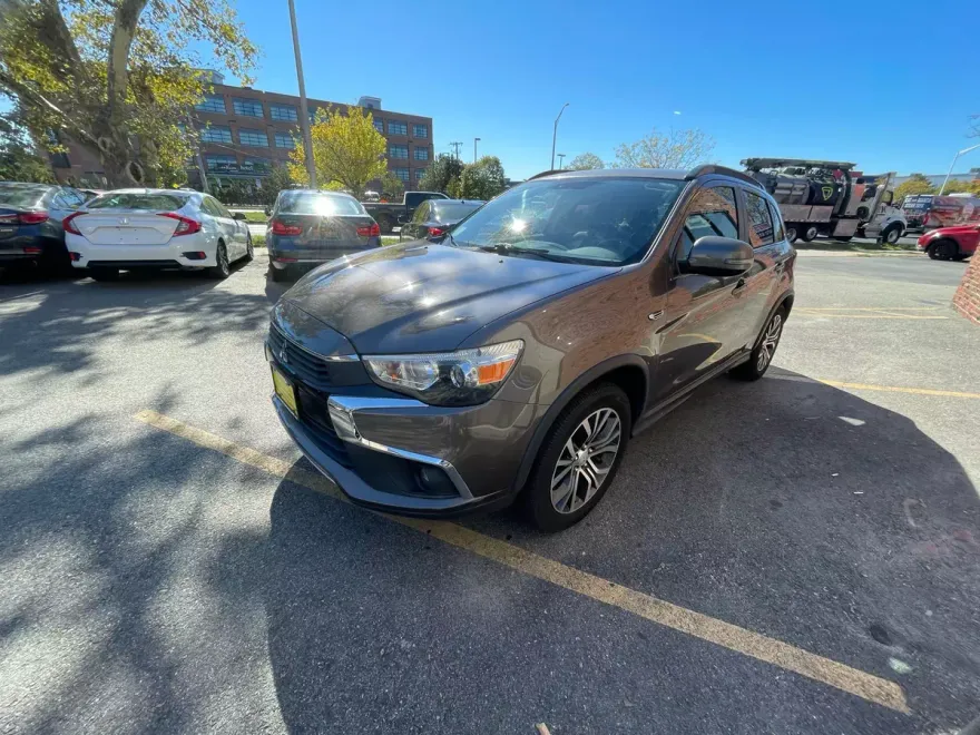 2016 Mitsubishi Outlander Sport SEL GT photo 1