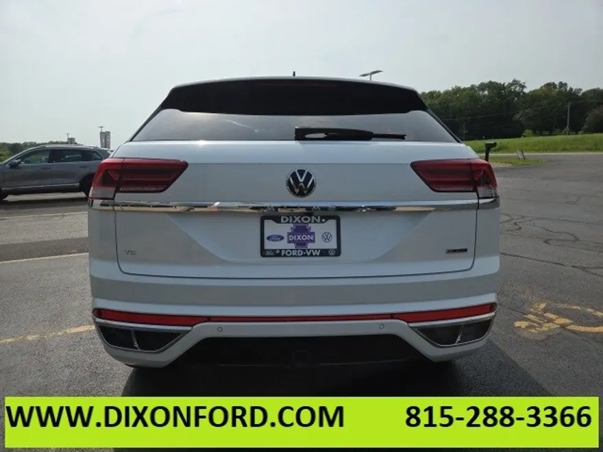 2022 Volkswagen Atlas Cross Sport V6 SEL Premium R-Line photo 1