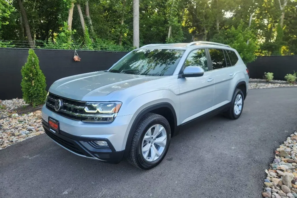 2019 Volkswagen Atlas V6 SE Technology photo 1