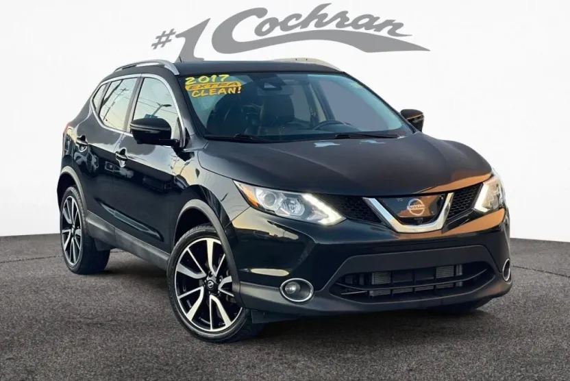 2017 Nissan Rogue Sport SL photo 1