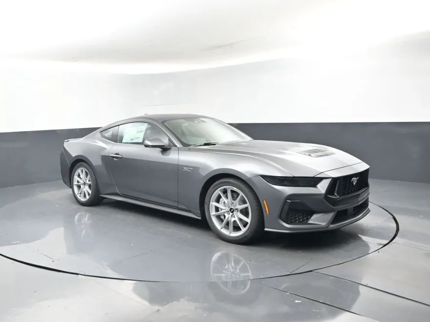 2025 Ford Mustang GT Premium photo 1