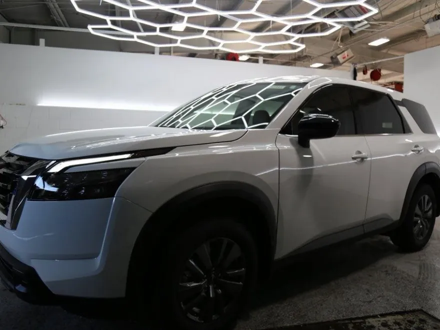 2025 Nissan Pathfinder S photo 1