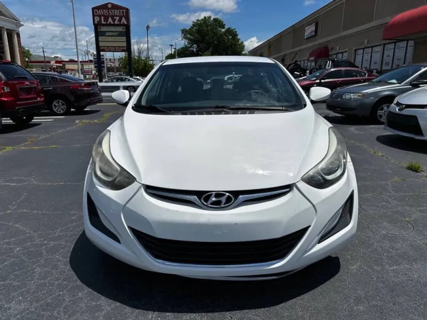 2016 Hyundai Elantra SE photo 1