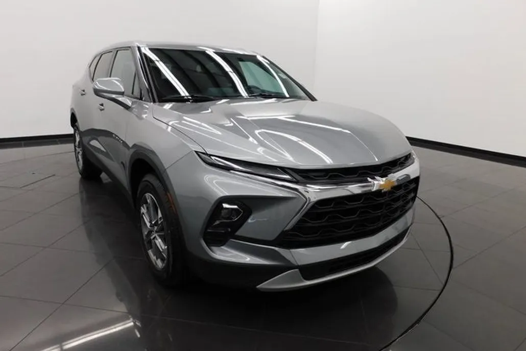 2023 Chevrolet Blazer 2LT photo 1