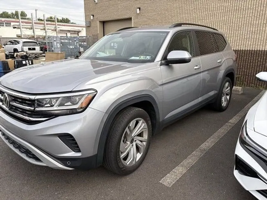 2022 Volkswagen Atlas V6 SE Technology photo 1