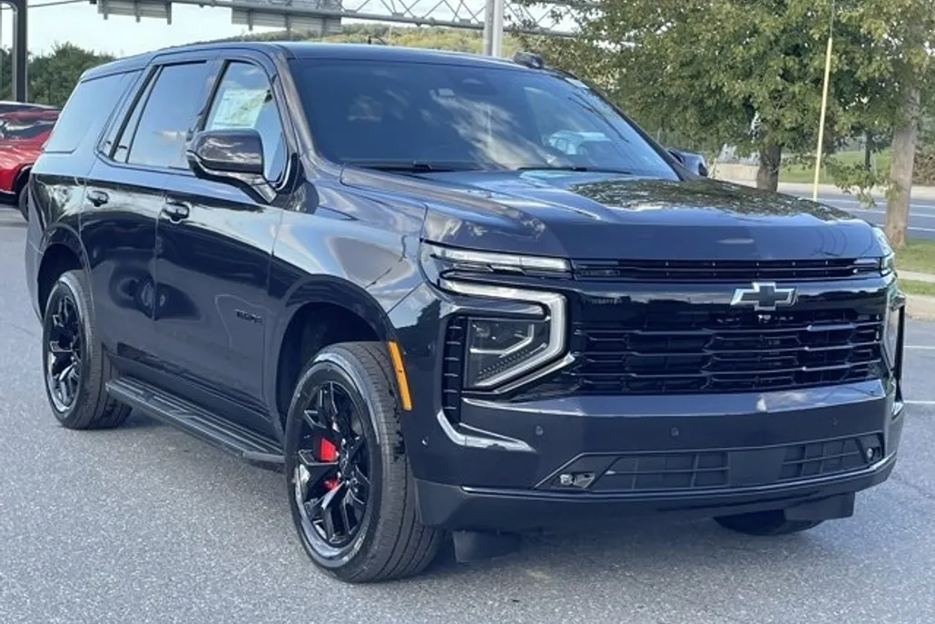 2026 Chevrolet Tahoe RST photo 1