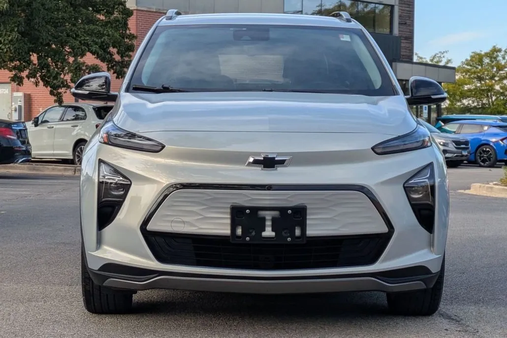2022 Chevrolet Bolt EUV Premier photo 1