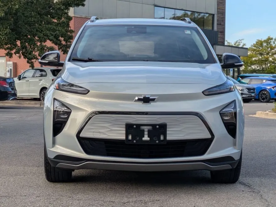 2022 Chevrolet Bolt EUV Premier photo 1