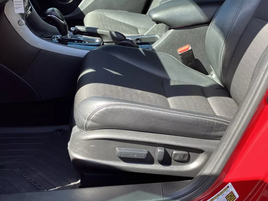 2017 Honda Accord Sport photo 1