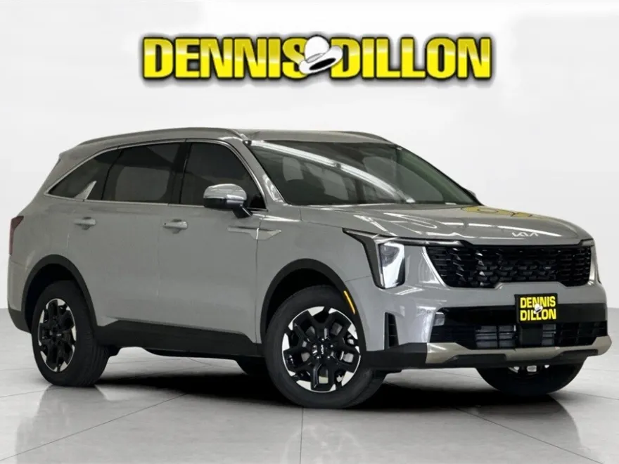 2026 Kia Sorento S photo 1