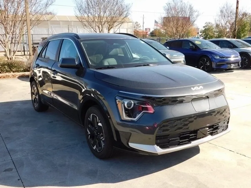 2024 Kia Niro EV Wind photo 1