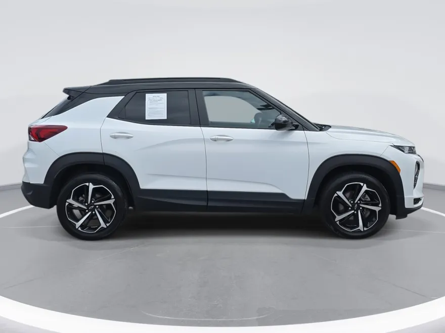 2021 Chevrolet Trailblazer RS photo 1