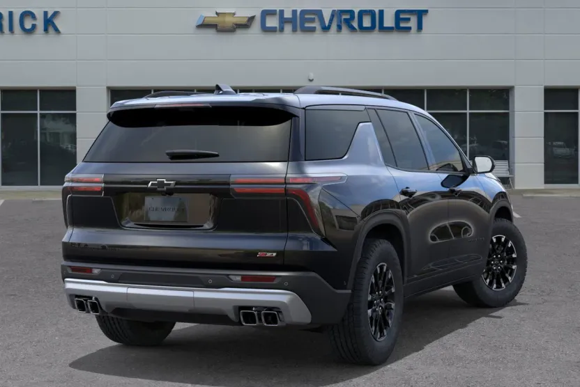 2026 Chevrolet Traverse Z71 photo 1