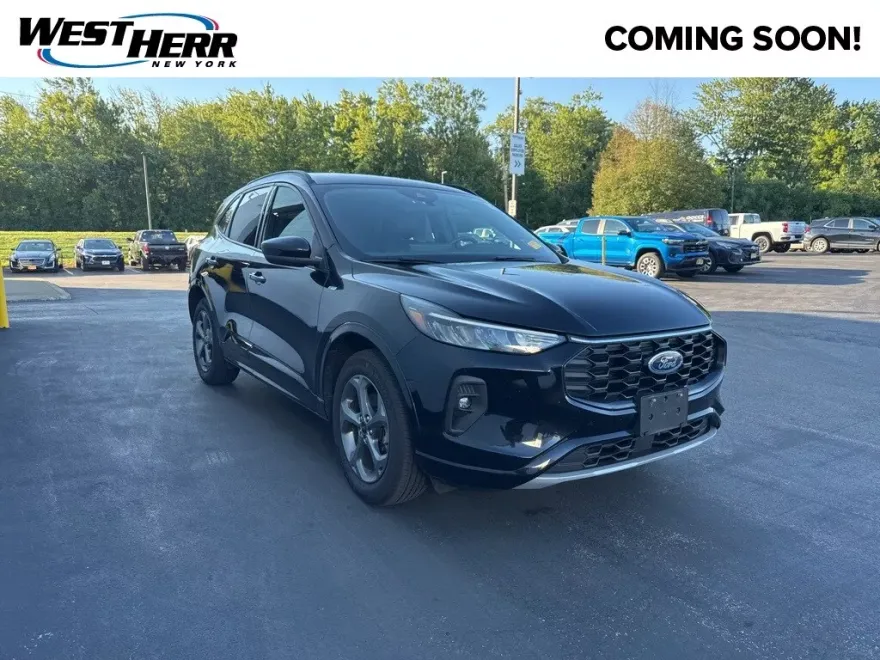 2024 Ford Escape ST-Line Select photo 1