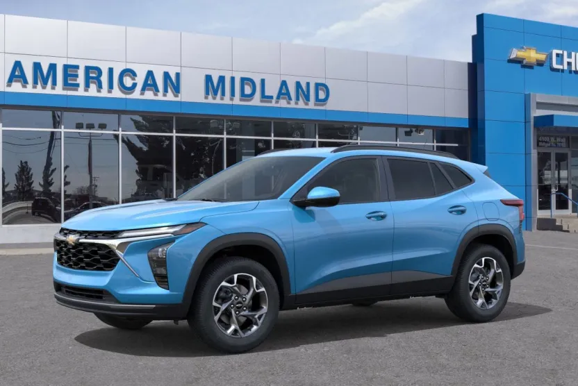 2026 Chevrolet Trax LT photo 1