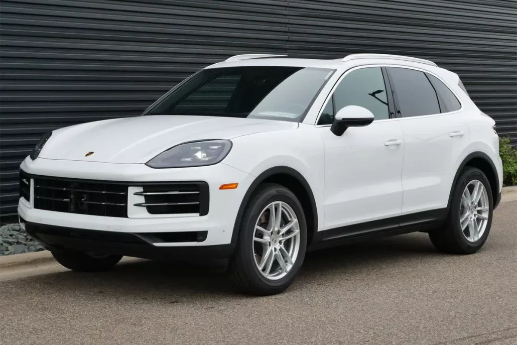 2026 Porsche Cayenne photo 1