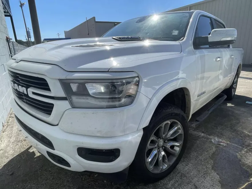 2020 Ram 1500 Laramie photo 1